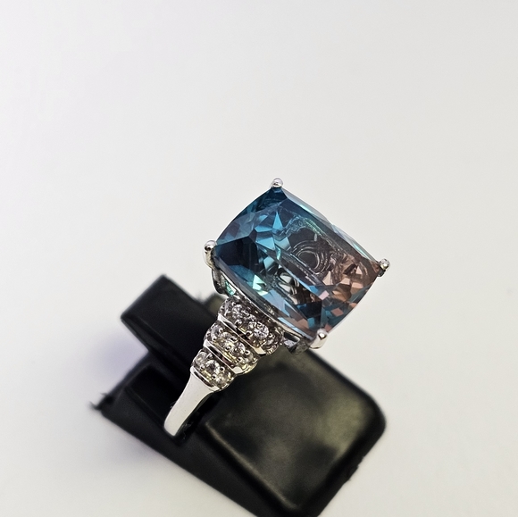Aqua Colorful Terra Costa Quartz Triplet & White Zircon Ring in 925! Size 7 New - Picture 13 of 14